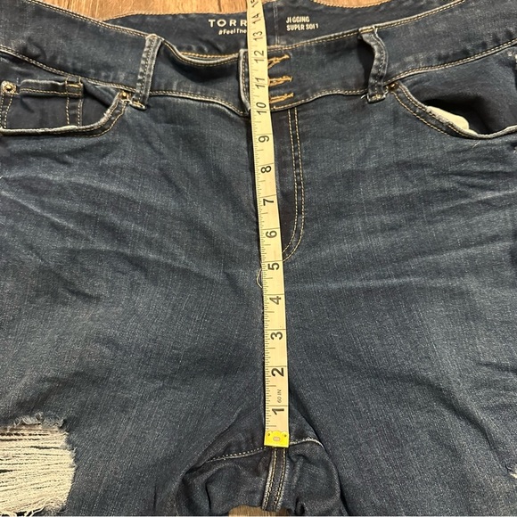 Torrid Jeans Women's Plus Size 20R Super Soft Jegging Classic Distressed Skinny - Picture 7 of 11